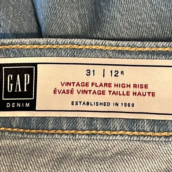 Gap Vintage Flare High Rise Light Wash Jeans Size 12 NWT - Picture 8 of 11